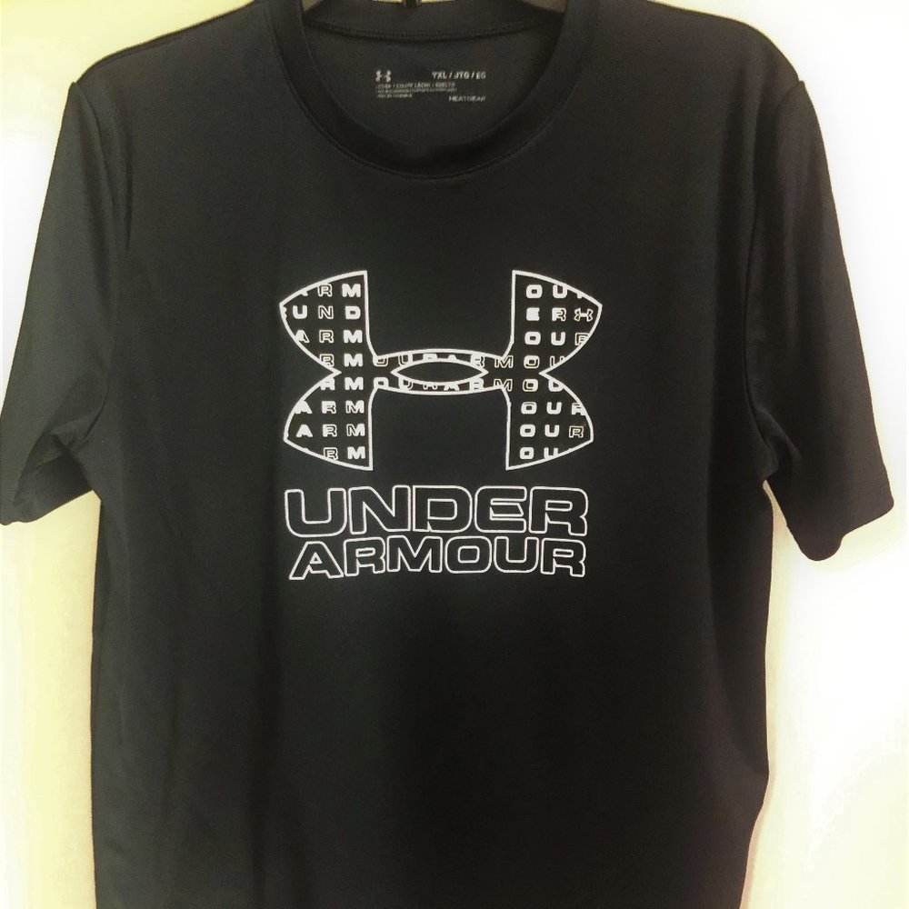 UA Black Tee